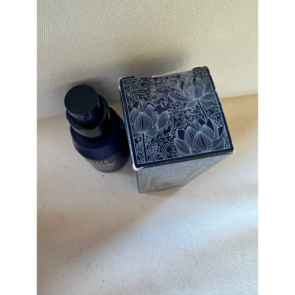 Fresh Lotus Youth Preserve Resurfacing Dream Serum 1 fl oz / 30ml - Picture 4 of 10